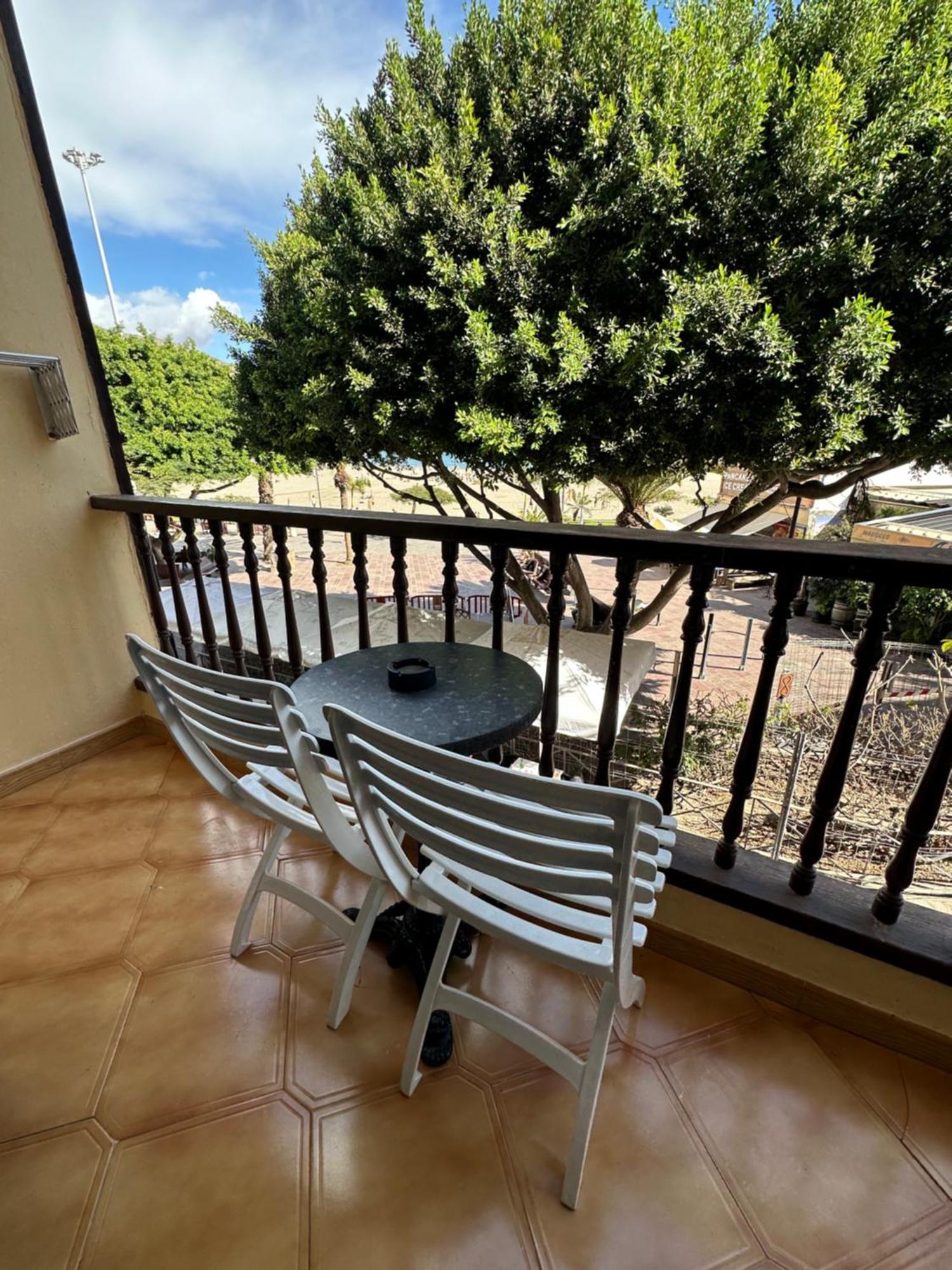 לוס כריסטיאנוס Tenerife Beach Front & Sea View מראה חיצוני תמונה
